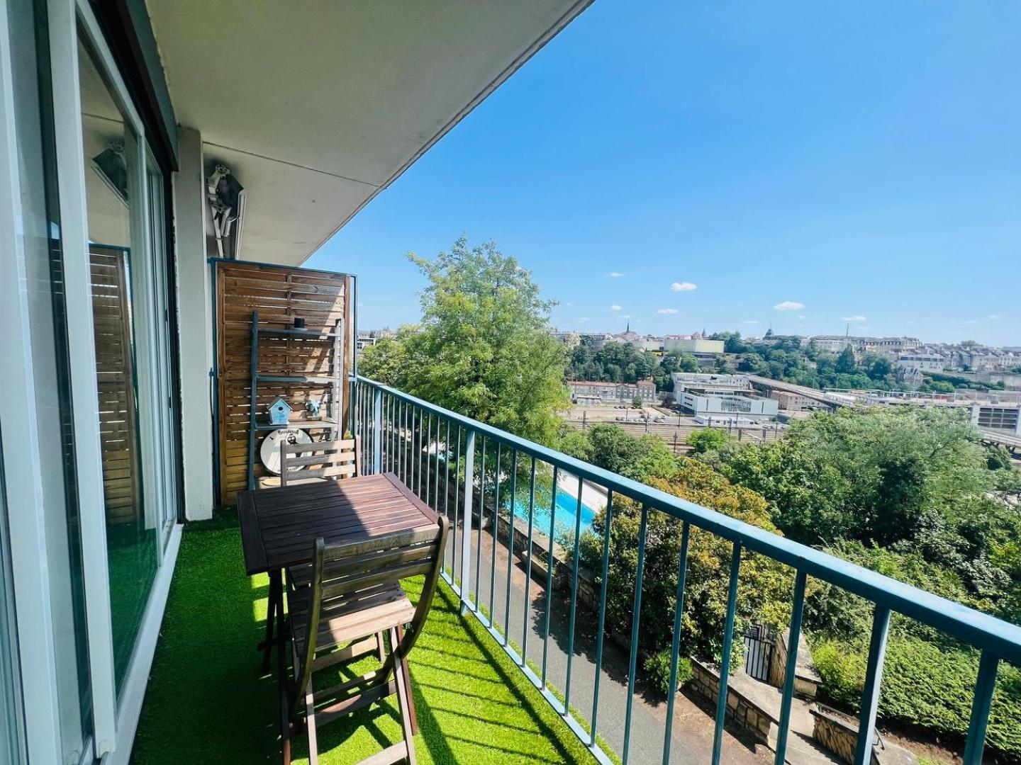 Le Retro - Splendide Appartement Poitiers Exterior photo