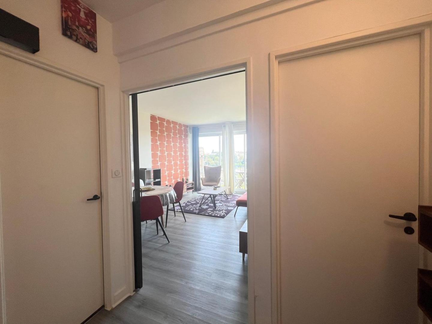 Le Retro - Splendide Appartement Poitiers Exterior photo
